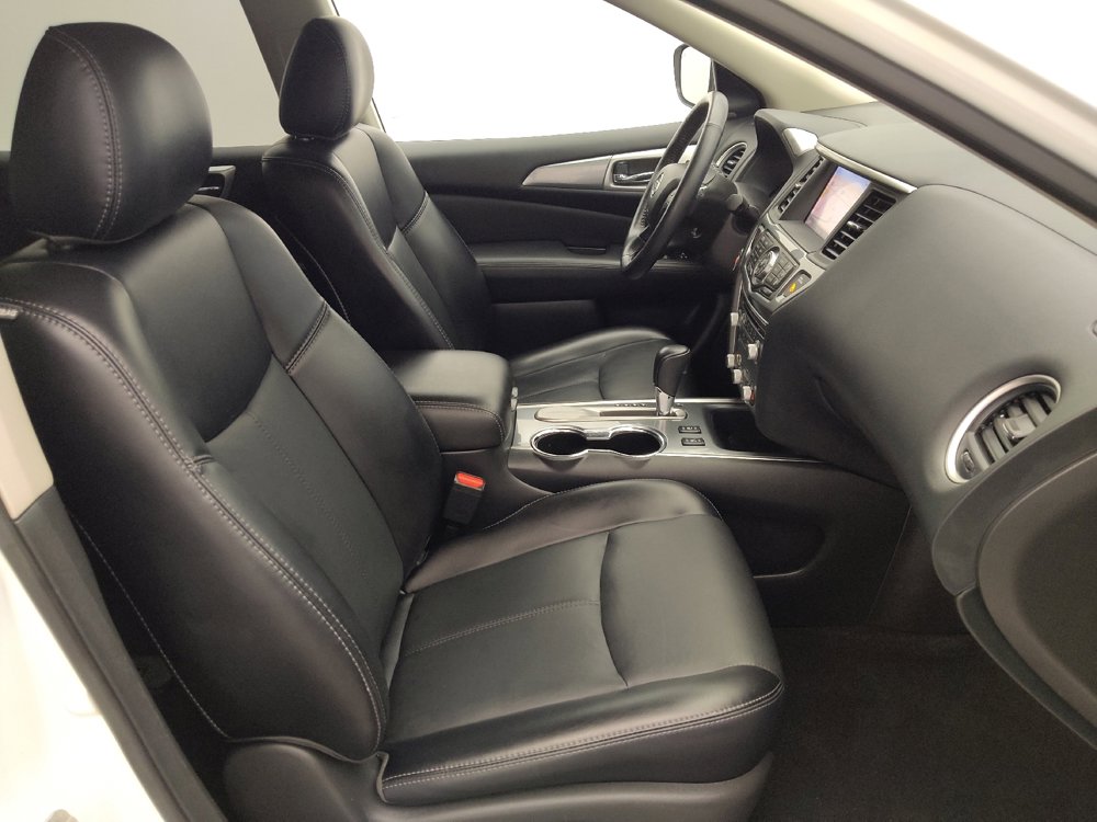 Used 2020 Nissan Pathfinder SL image 21