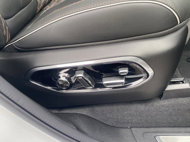 New 2025 Jeep Grand Cherokee L Summit image 49