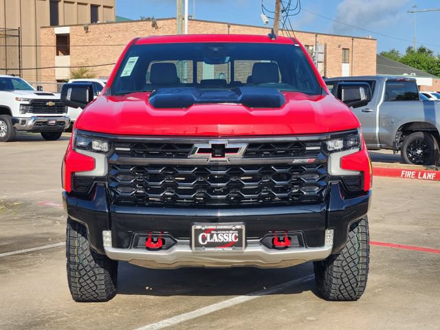 Used 2023 Chevrolet Silverado 1500 ZR2 w/ Technology Package AWD/4WD image 2