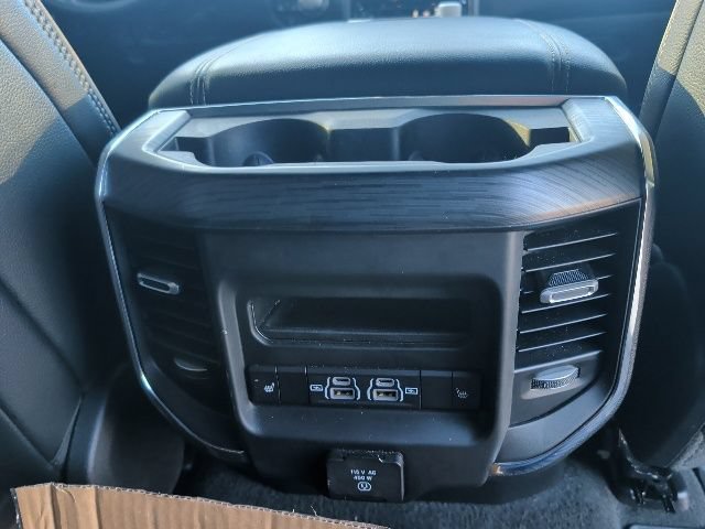 Used 2024 RAM 1500 Laramie AWD/4WD image 13