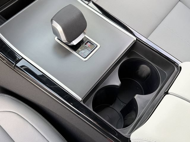 New 2026 Land Rover Range Rover Velar S AWD/4WD image 9