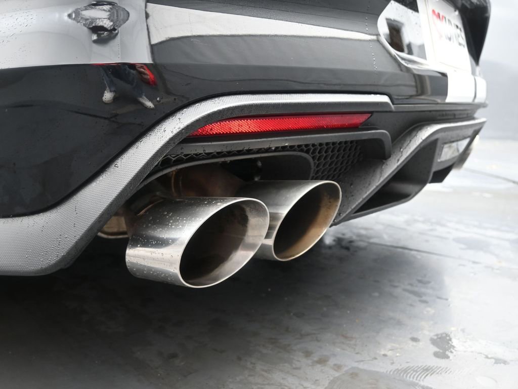 Used 2020 Ford Mustang Shelby GT500 w/ Technology Package image 19