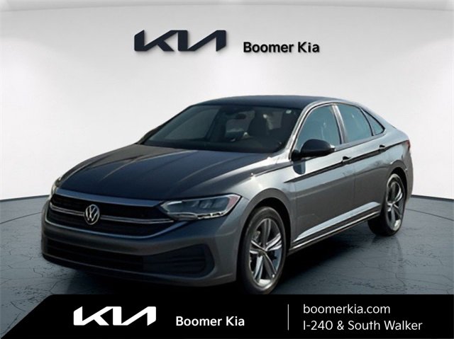 Used 2024 Volkswagen Jetta SE video 1