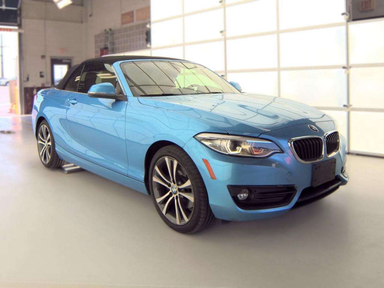 Used 2018 BMW 230i xDrive Convertible w/ Premium Package AWD/4WD video 1