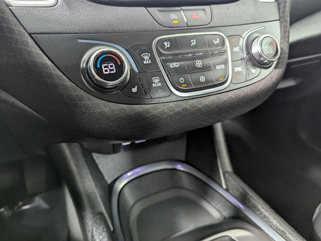 Used 2025 Chevrolet Malibu LT image 21