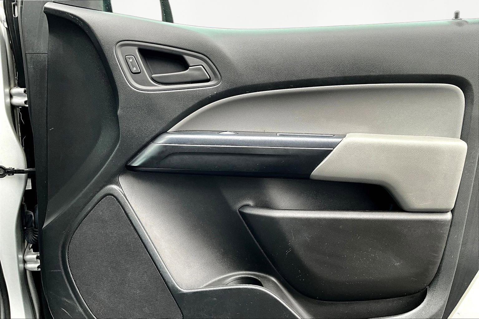 Used 2020 Chevrolet Colorado W/T w/ WT Convenience Package image 30