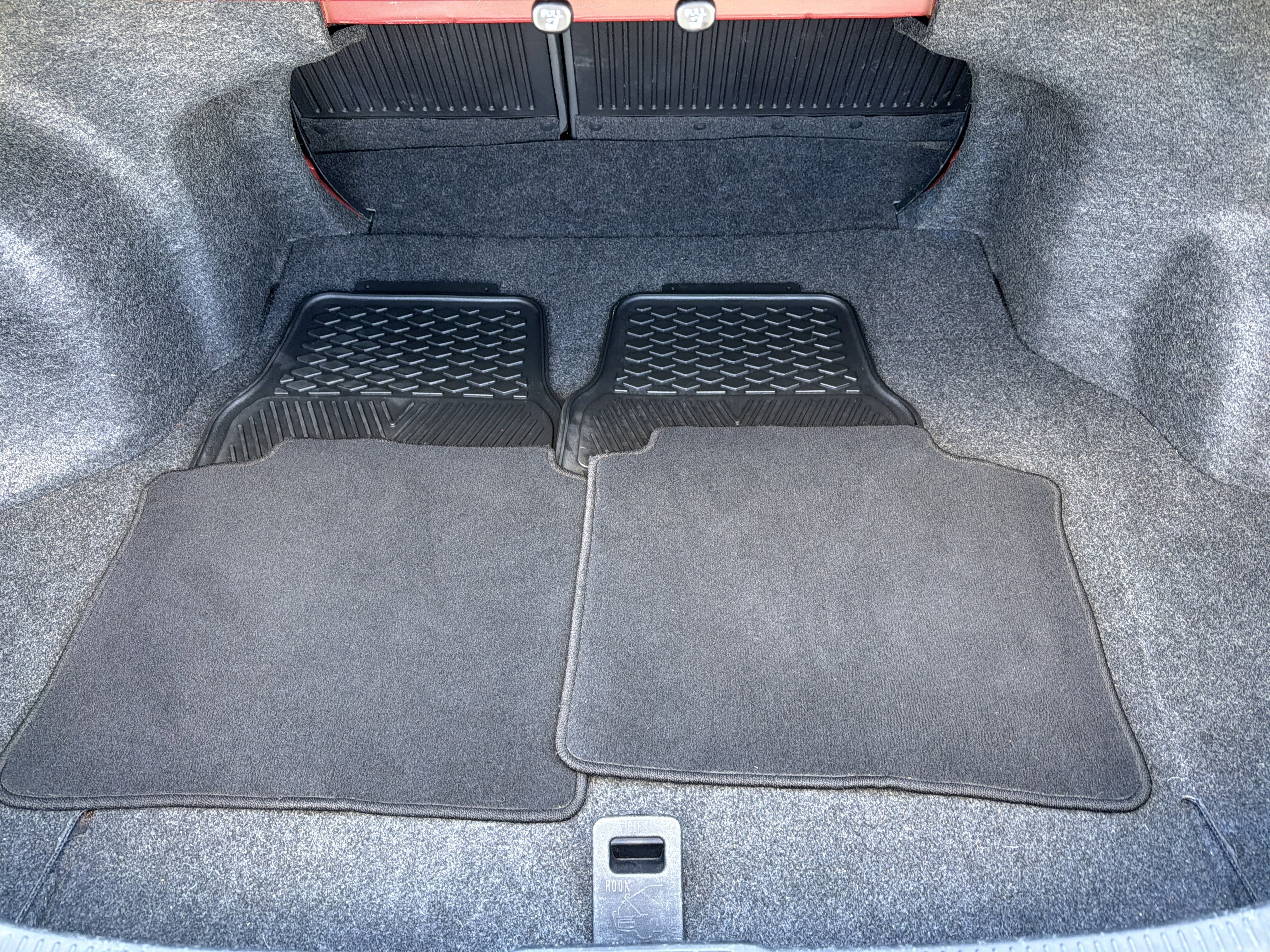 Used 2017 Toyota Camry SE image 32