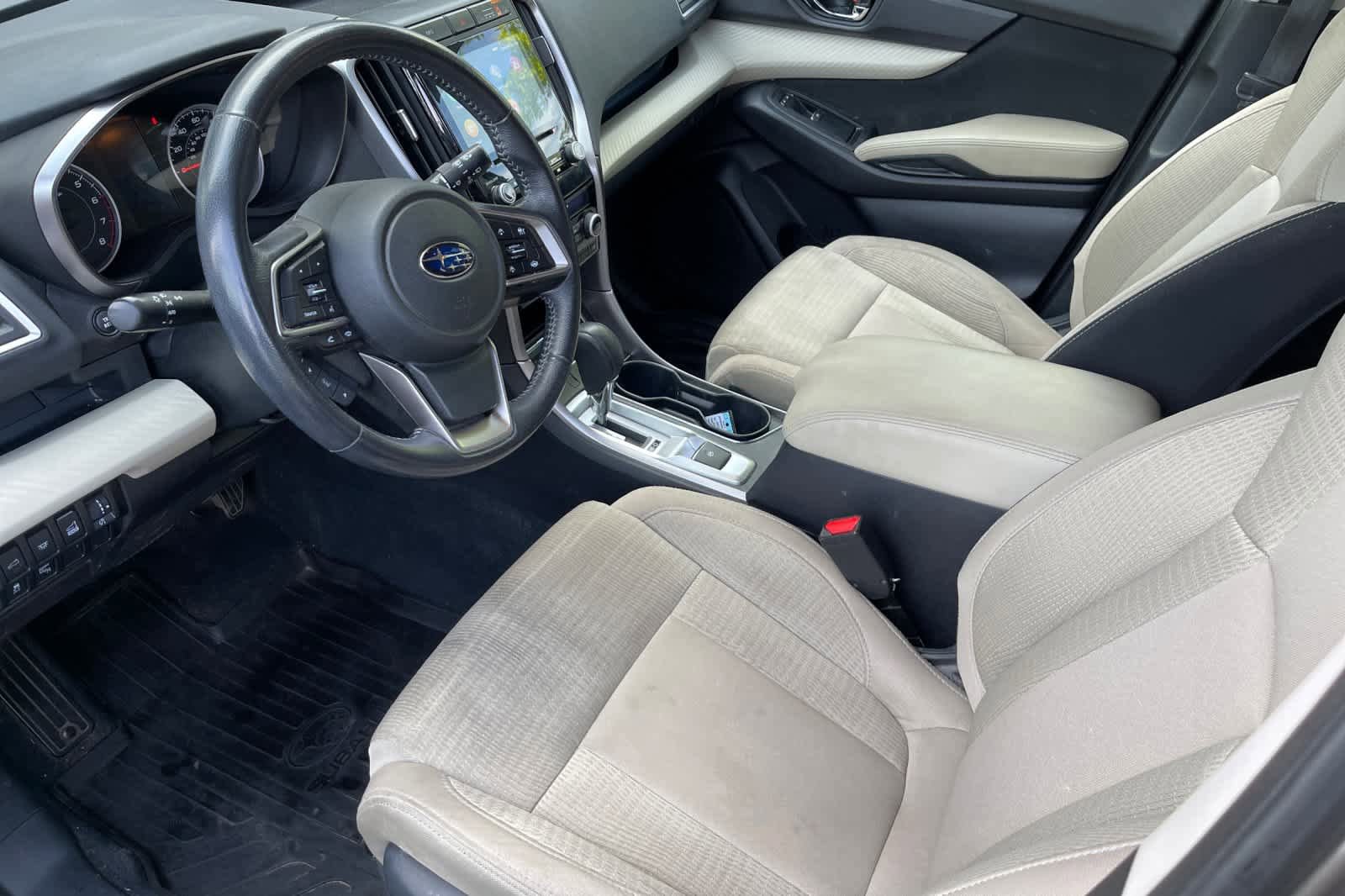 Used 2021 Subaru Ascent Premium w/ Convenience Package AWD/4WD image 9