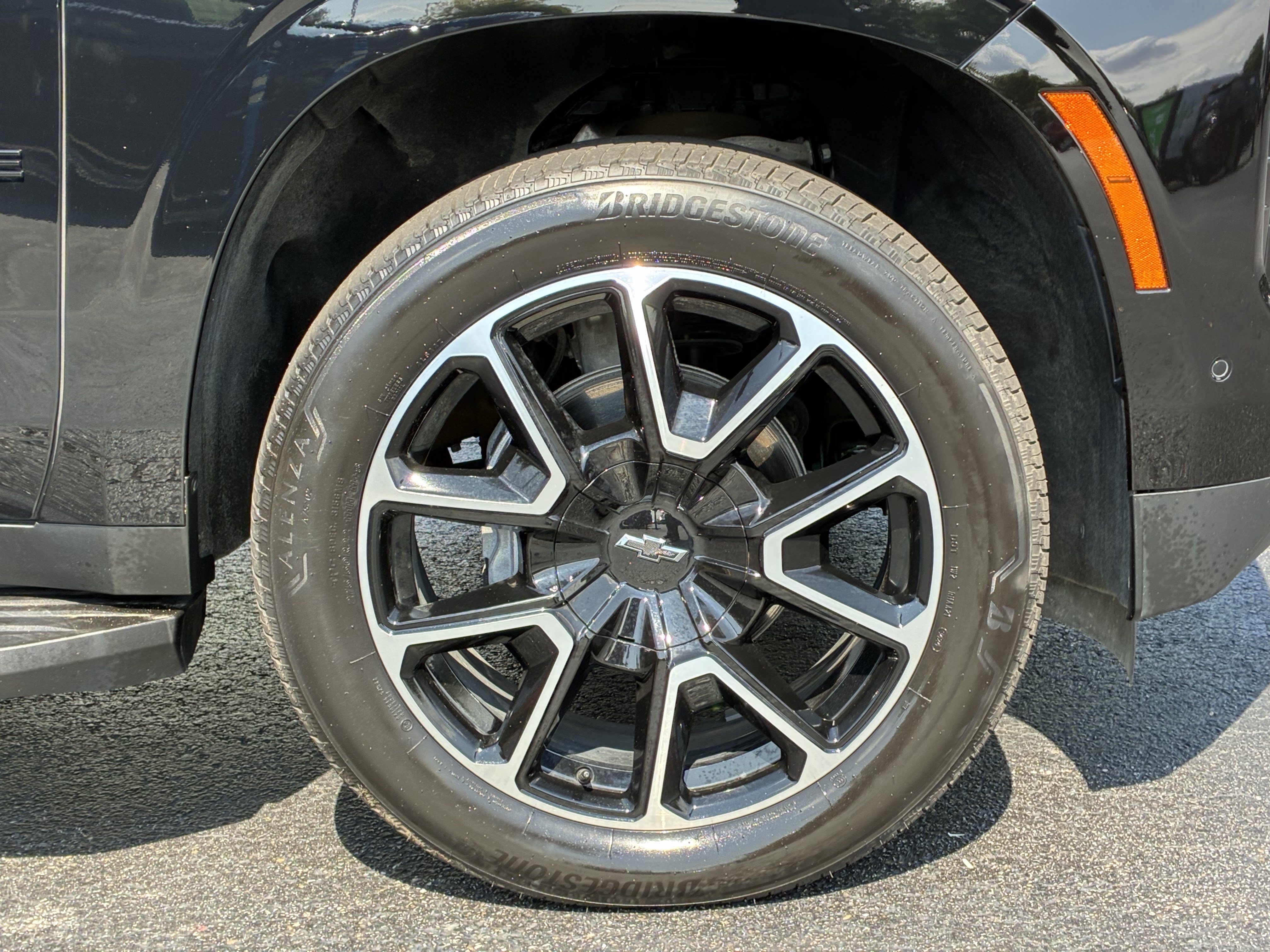 Used 2025 Chevrolet Tahoe RST w/ Comfort Package RWD image 6