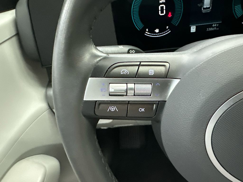 Used 2025 Hyundai Kona SEL image 24