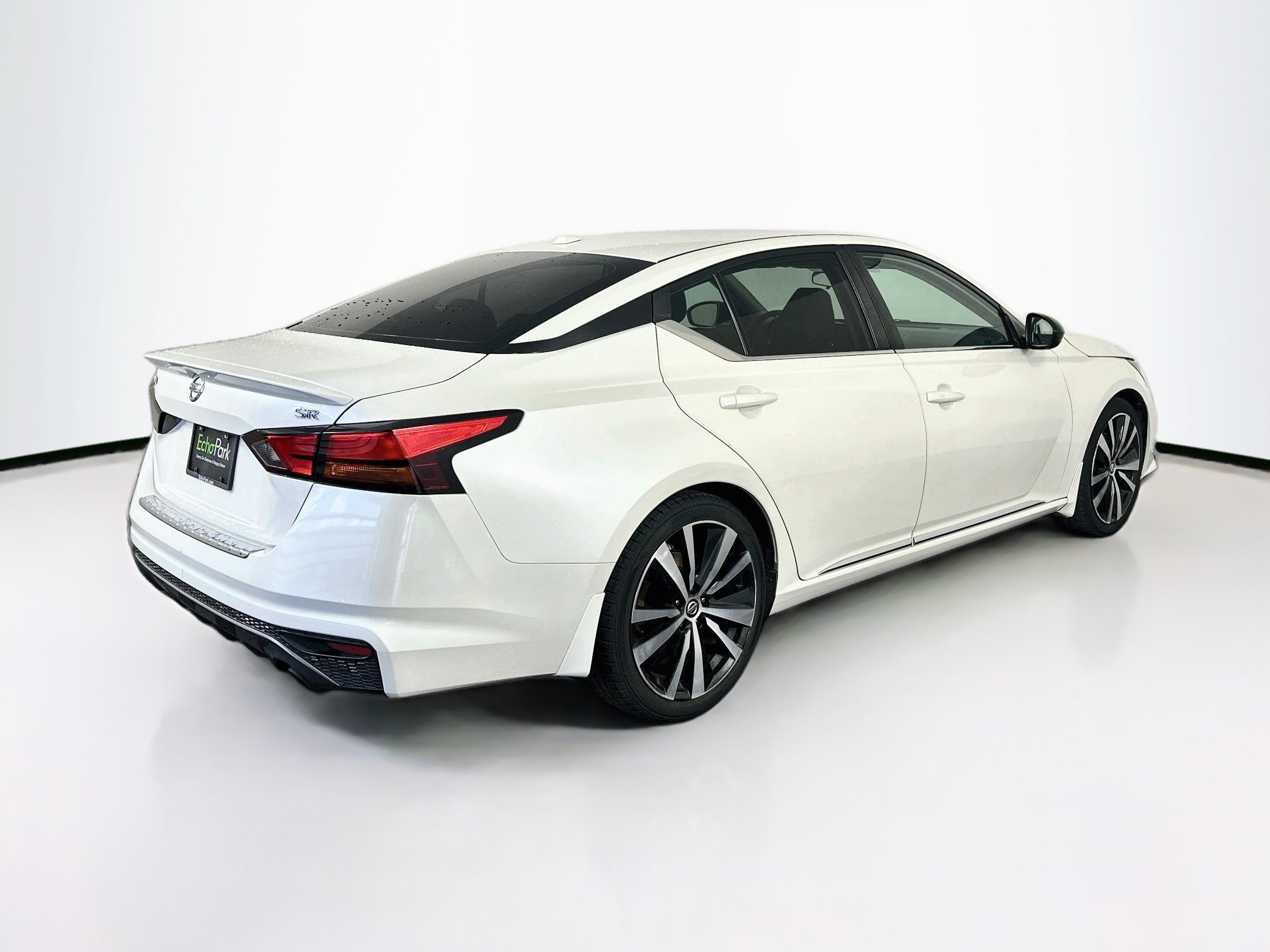 Used 2019 Nissan Altima 2.5 SR FWD image 9