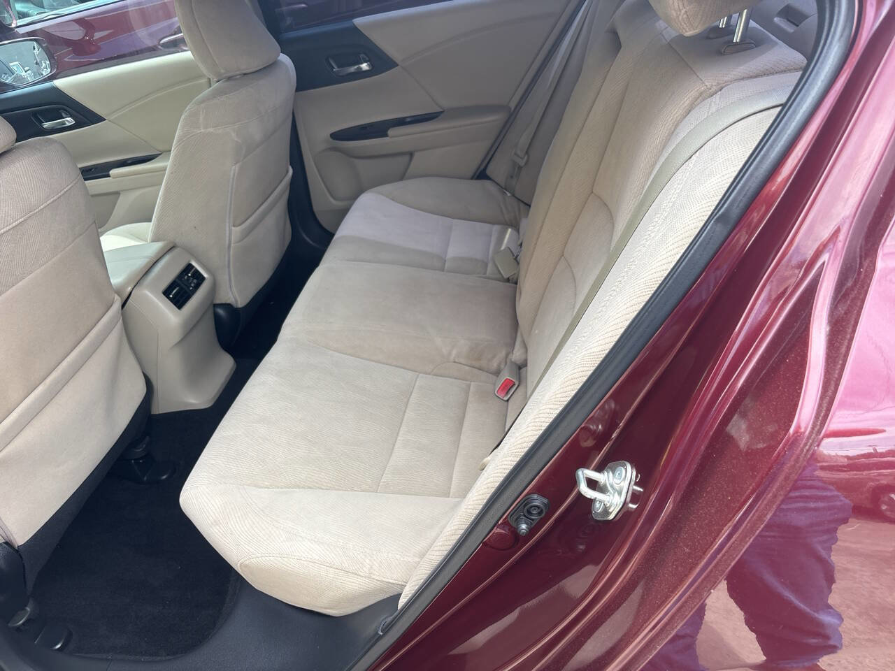 Used 2015 Honda Accord EX image 15
