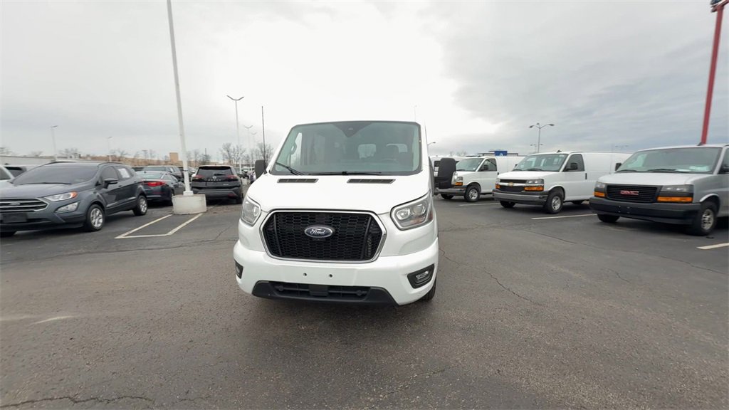 Used 2023 Ford Transit 350 XLT image 3