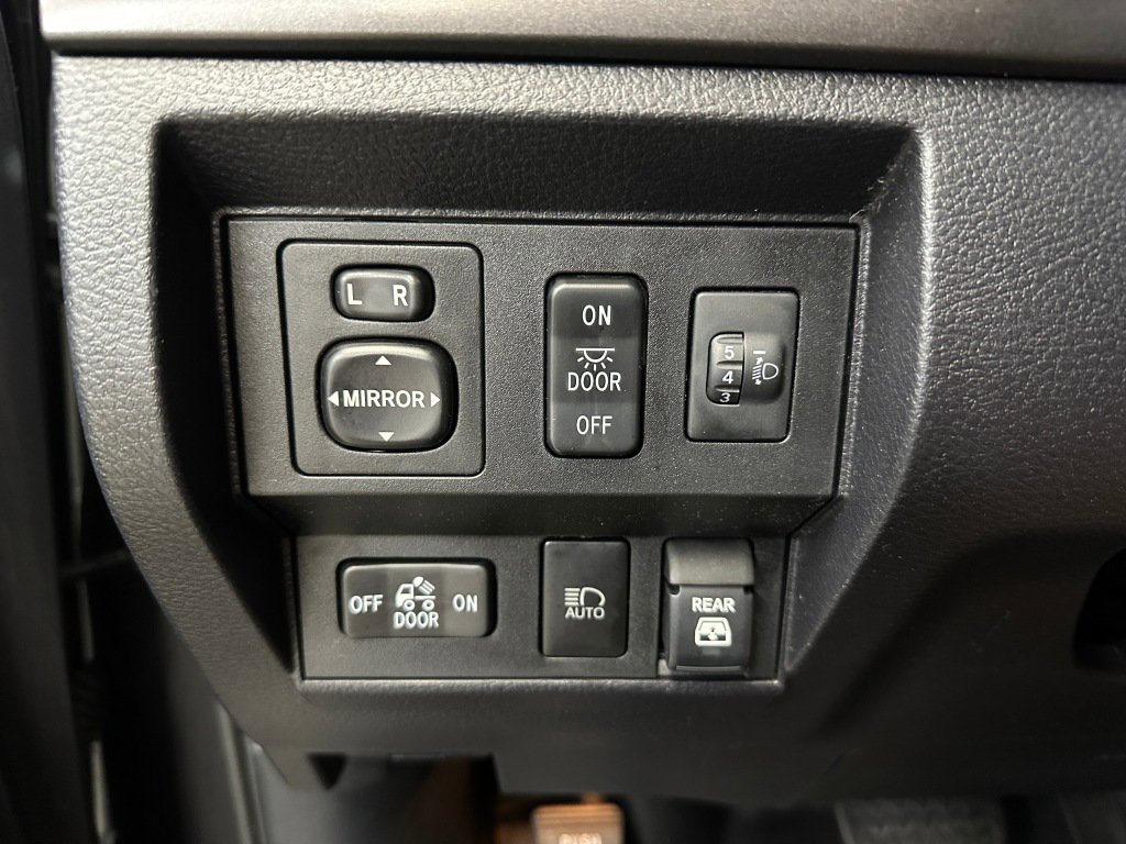 Used 2020 Toyota Tundra SR5 image 9