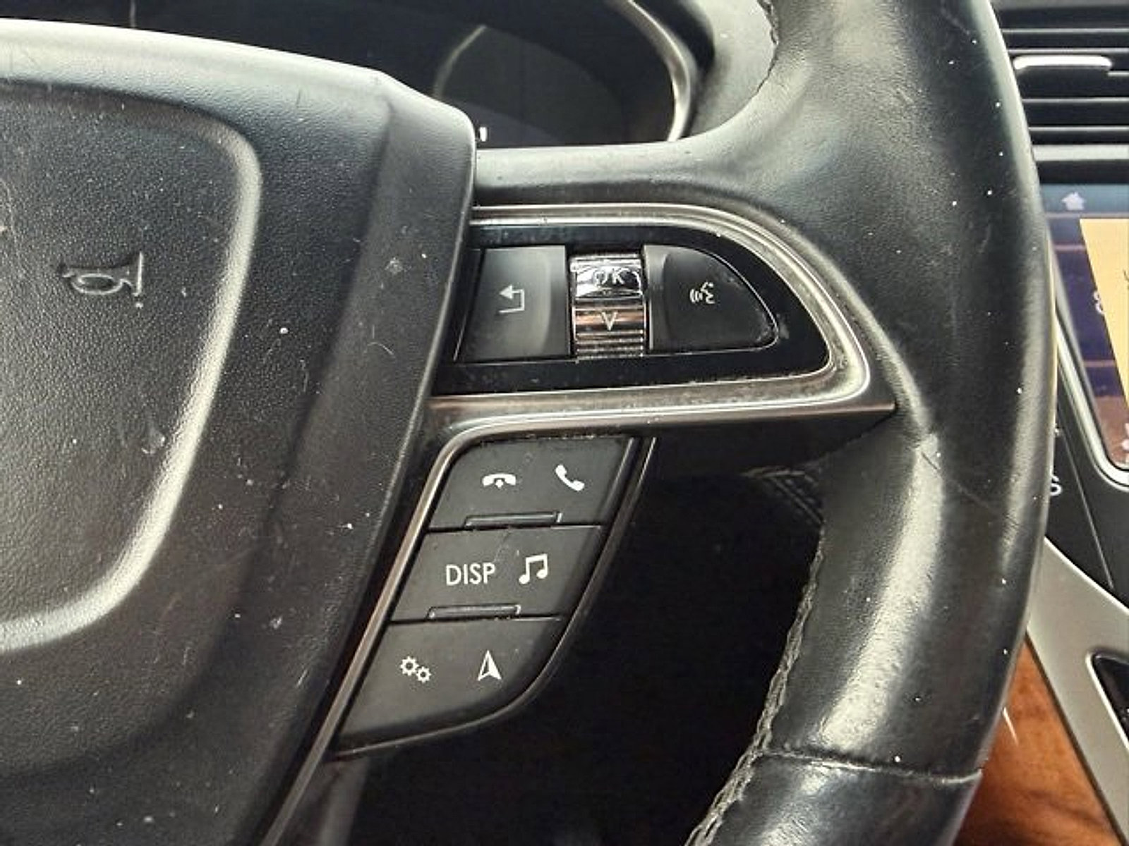 Used 2019 Lincoln Nautilus Reserve w/ Cargo Utility Package image 16