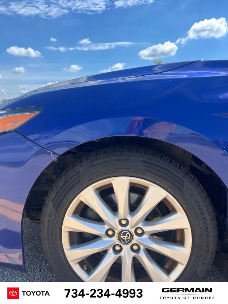 Used 2018 Toyota Camry LE FWD image 14