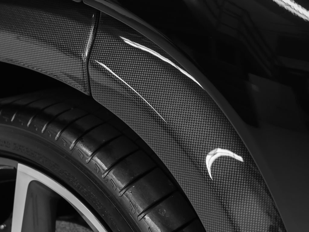 Certified 2025 Ferrari Purosangue AWD/4WD image 40