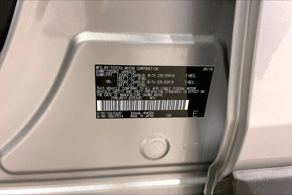 Used 2018 Toyota RAV4 Limited AWD/4WD image 18