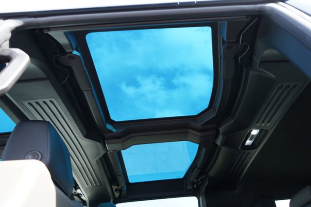 Used 2024 GMC Hummer EV 3X w/ LPO, Illumination Package image 67