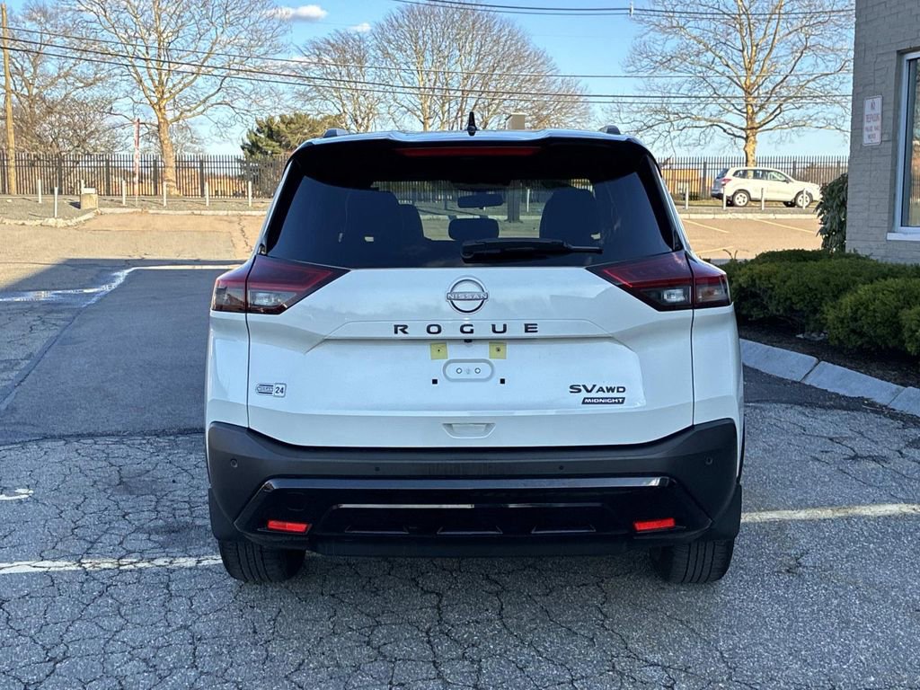 Certified 2023 Nissan Rogue SV w/ SV Premium B Package image 6