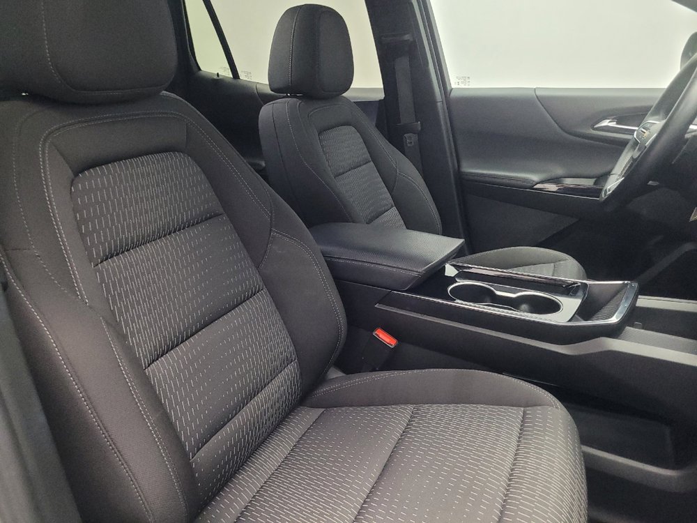 Used 2025 Chevrolet Equinox LT image 21