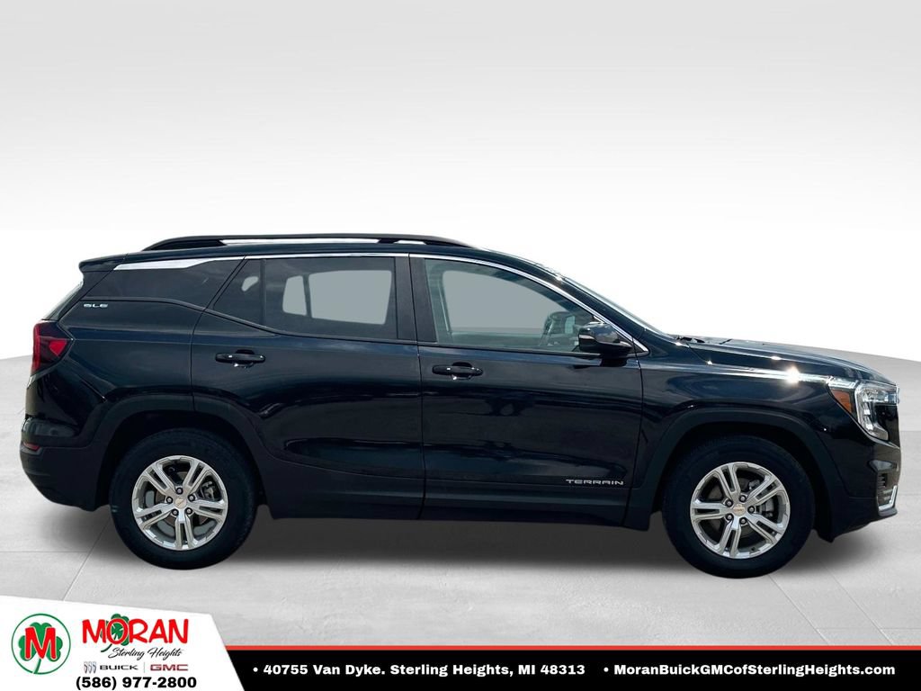 Certified 2023 GMC Terrain SLE w/ Driver Convenience Package FWD image 6