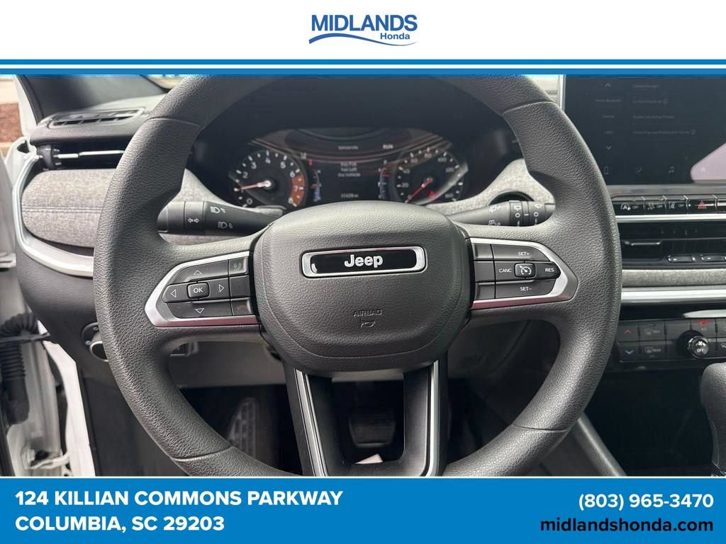 Used 2023 Jeep Compass Sport AWD/4WD image 25