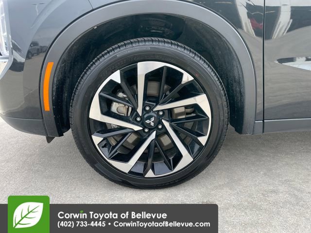 Used 2024 Mitsubishi Outlander SE image 27