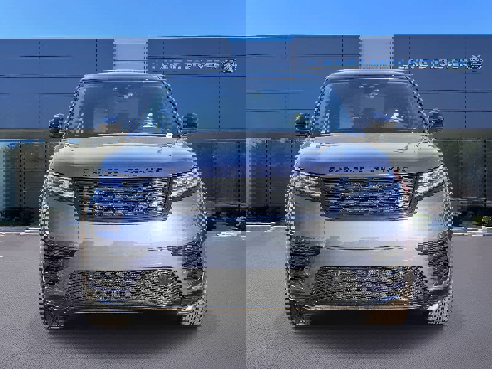 New 2026 Land Rover Range Rover Velar Dynamic SE image 2