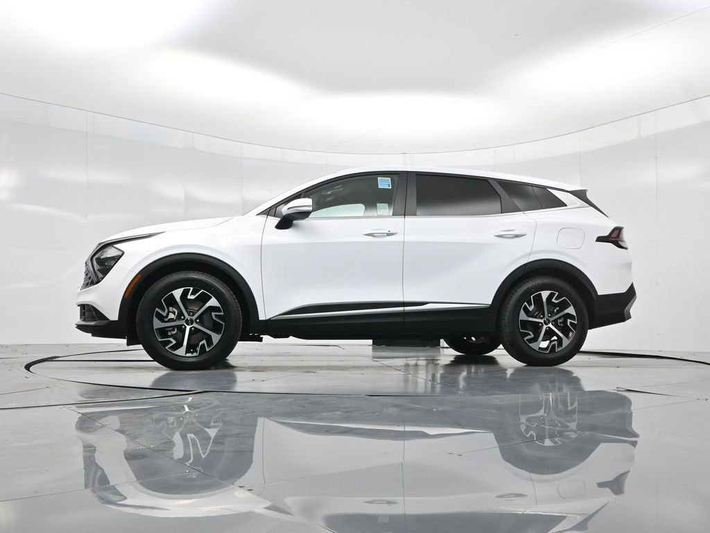 Certified 2023 Kia Sportage EX image 6