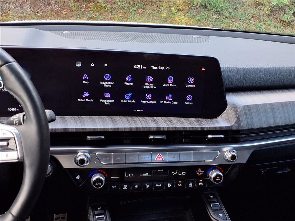 Used 2024 Kia Telluride SX image 16