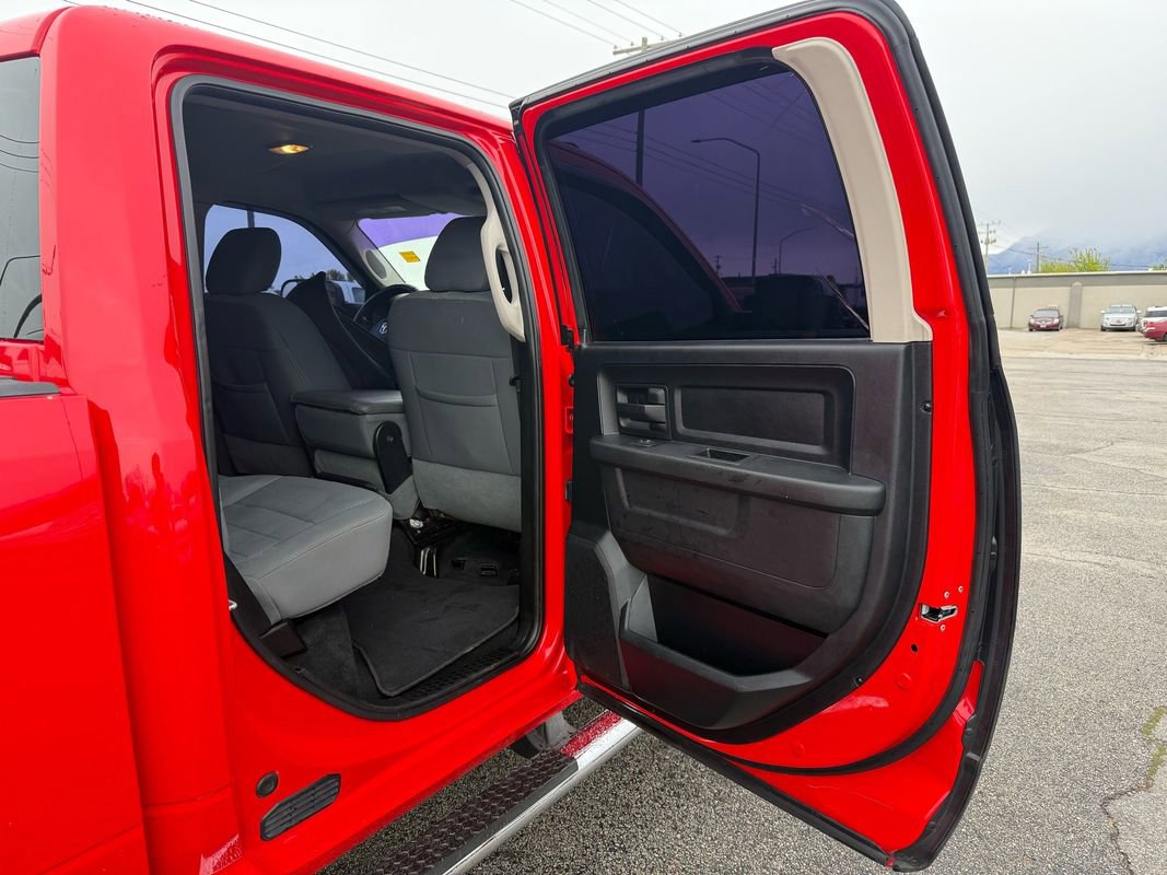 Used 2013 RAM 2500 Tradesman w/ Chrome Appearance Group AWD/4WD image 35