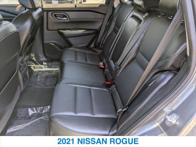Used 2021 Nissan Rogue SV w/ Premium Package FWD image 22
