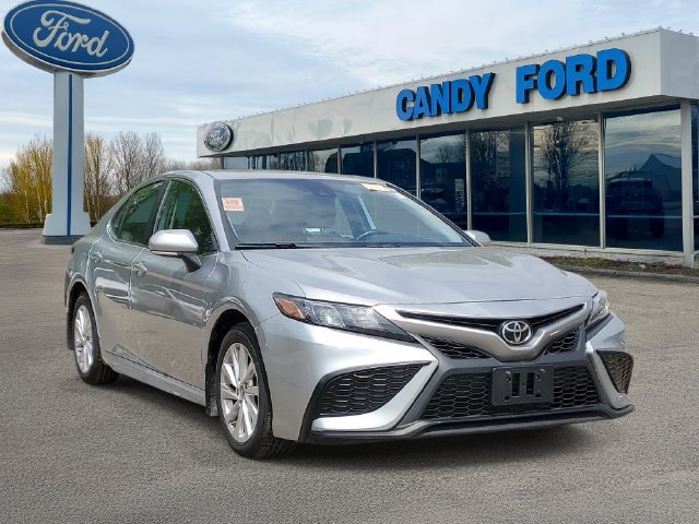 Used 2024 Toyota Camry SE