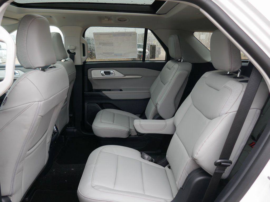New 2026 Ford Explorer Active w/ Active Comfort Package AWD/4WD image 12