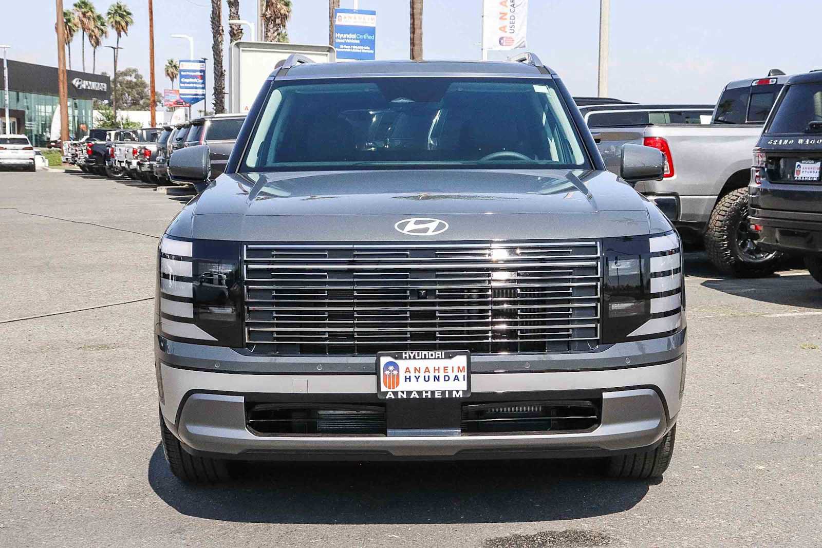 New 2027 Hyundai Palisade Limited FWD image 2
