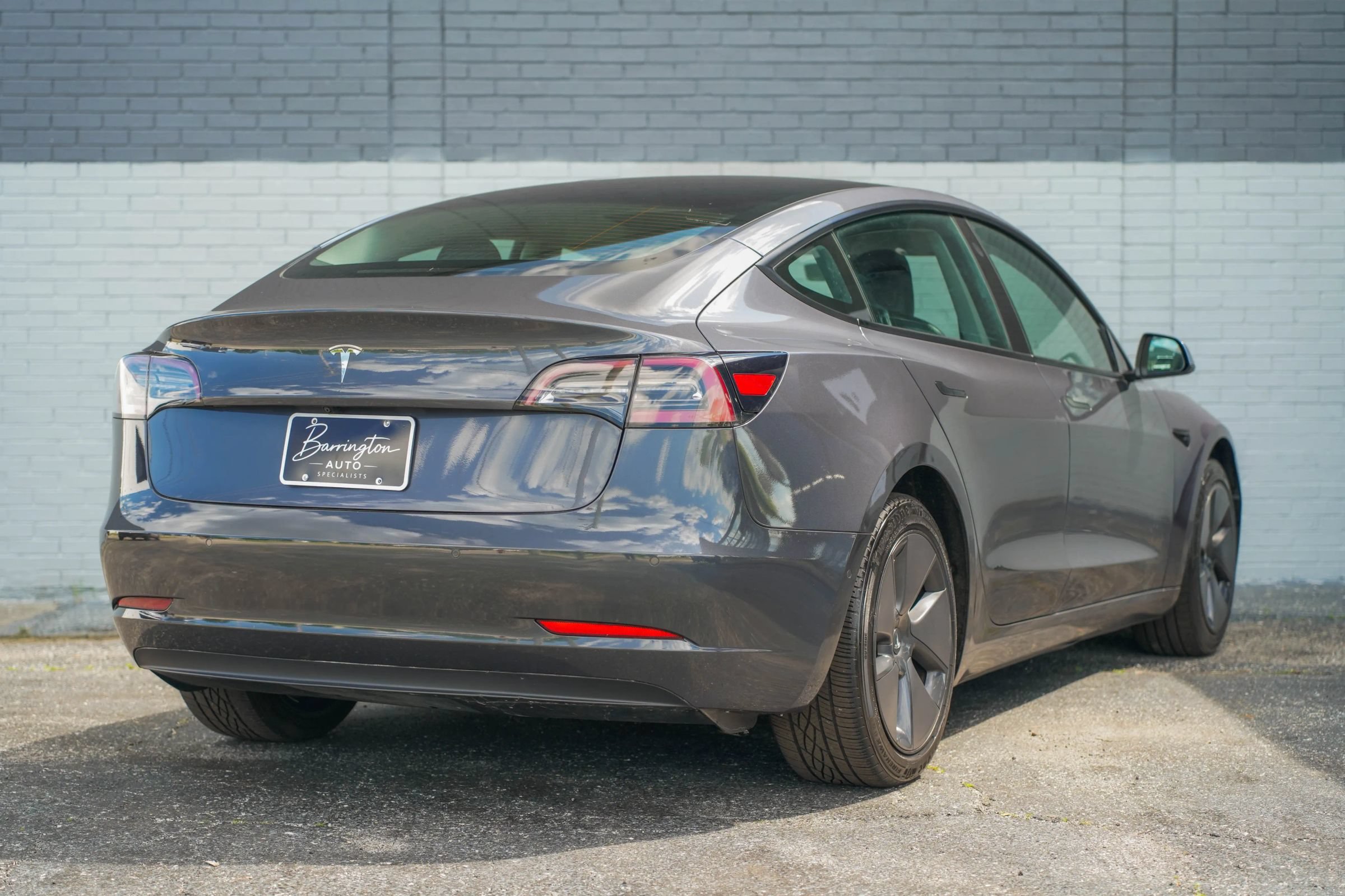 Used 2022 Tesla Model 3 Standard Range RWD image 5