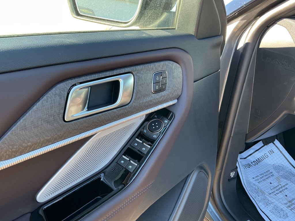 New 2026 Ford Explorer Platinum AWD/4WD image 10