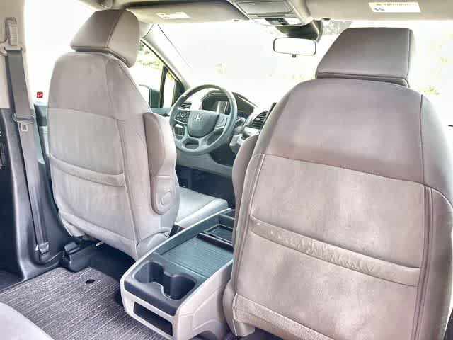 Certified 2024 Honda Odyssey EX image 13