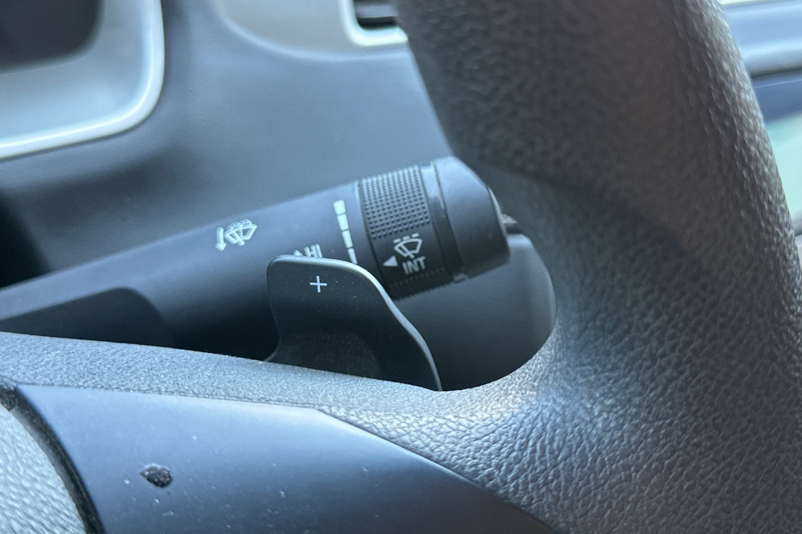 Used 2014 Chevrolet Camaro LS RWD image 36
