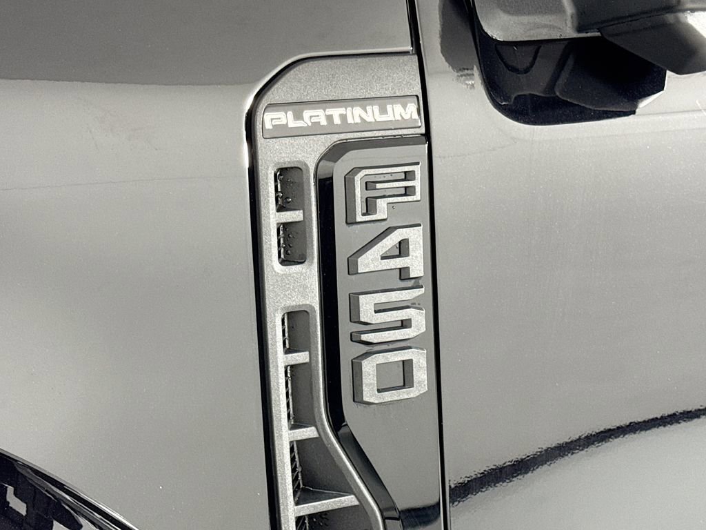 Used 2026 Ford F450 Platinum w/ FX4 Off-Road Package image 12