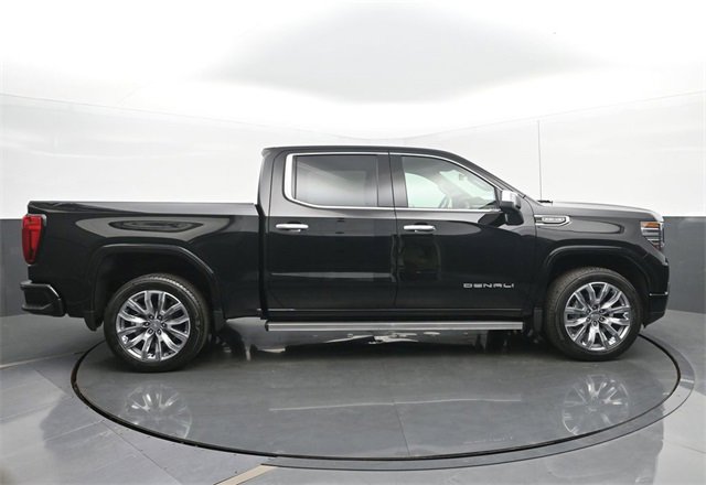 New 2026 GMC Sierra 1500 Denali w/ Denali Reserve Package image 6