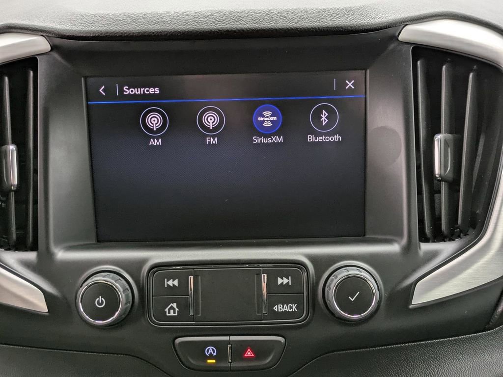 Used 2024 GMC Terrain SLT AWD/4WD image 30
