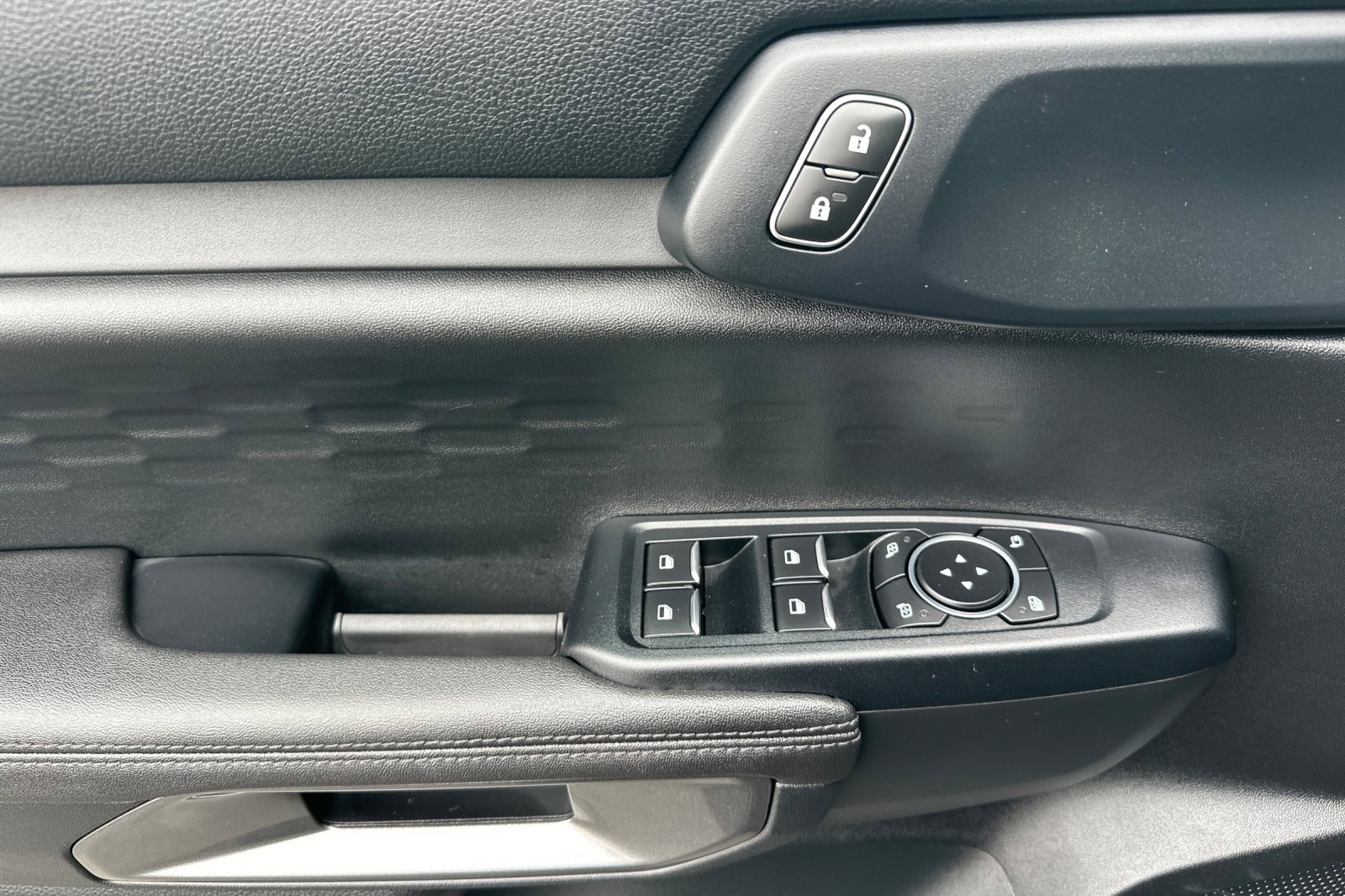 New 2025 Ford Ranger XLT w/ Black Appearance Package image 11