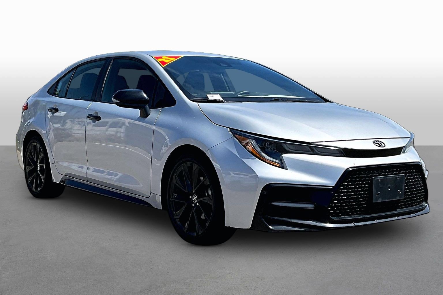 Used 2021 Toyota Corolla SE w/ Carpet Mat Package (TMS) FWD image 5