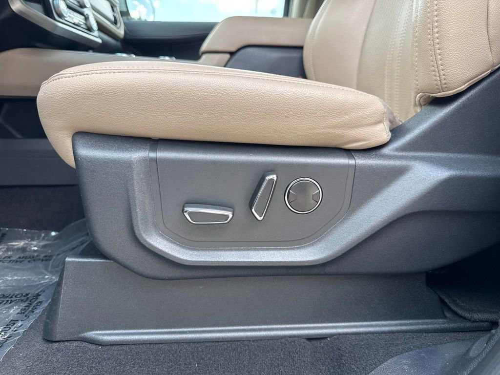 Used 2024 Ford Expedition Max Limited AWD/4WD image 11