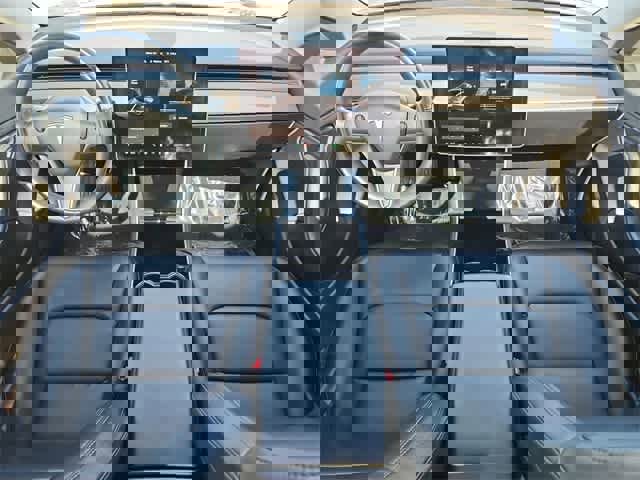 Used 2018 Tesla Model 3 Long Range image 15