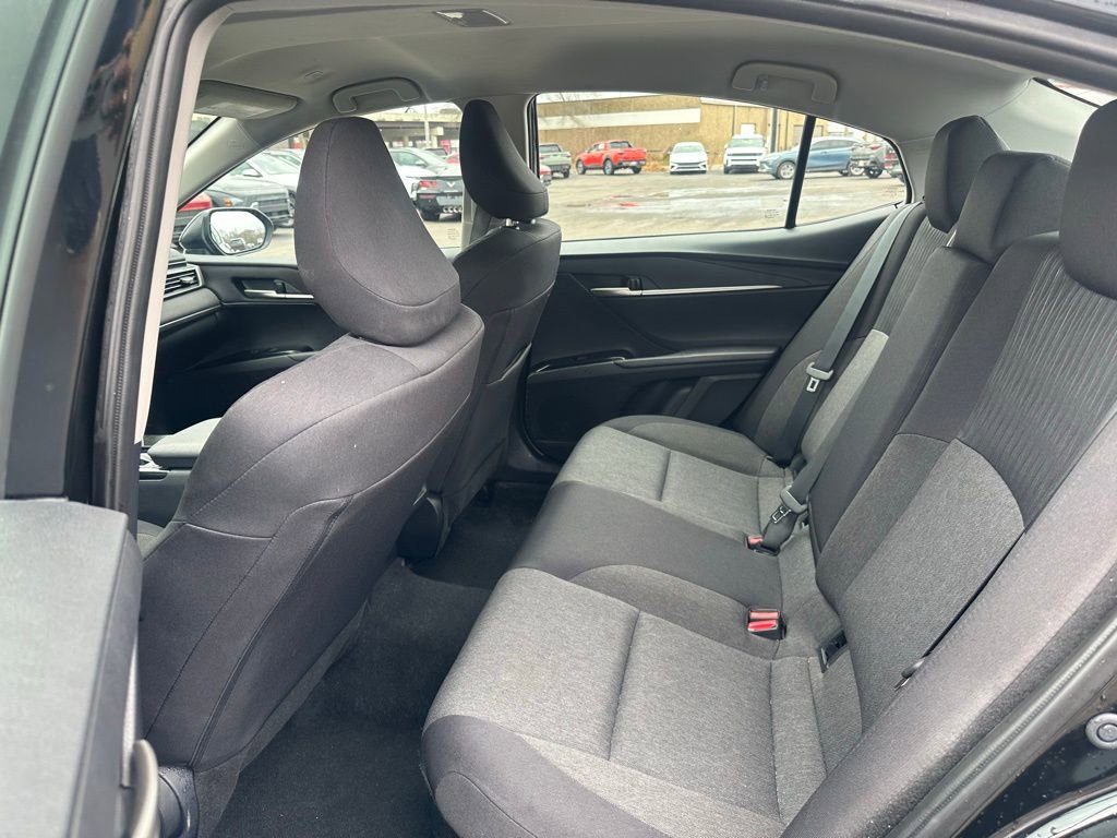 Used 2025 Toyota Camry LE FWD image 15