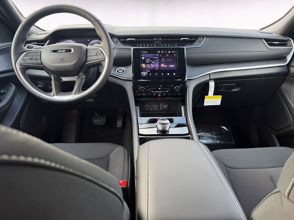 New 2026 Jeep Grand Cherokee Laredo image 10