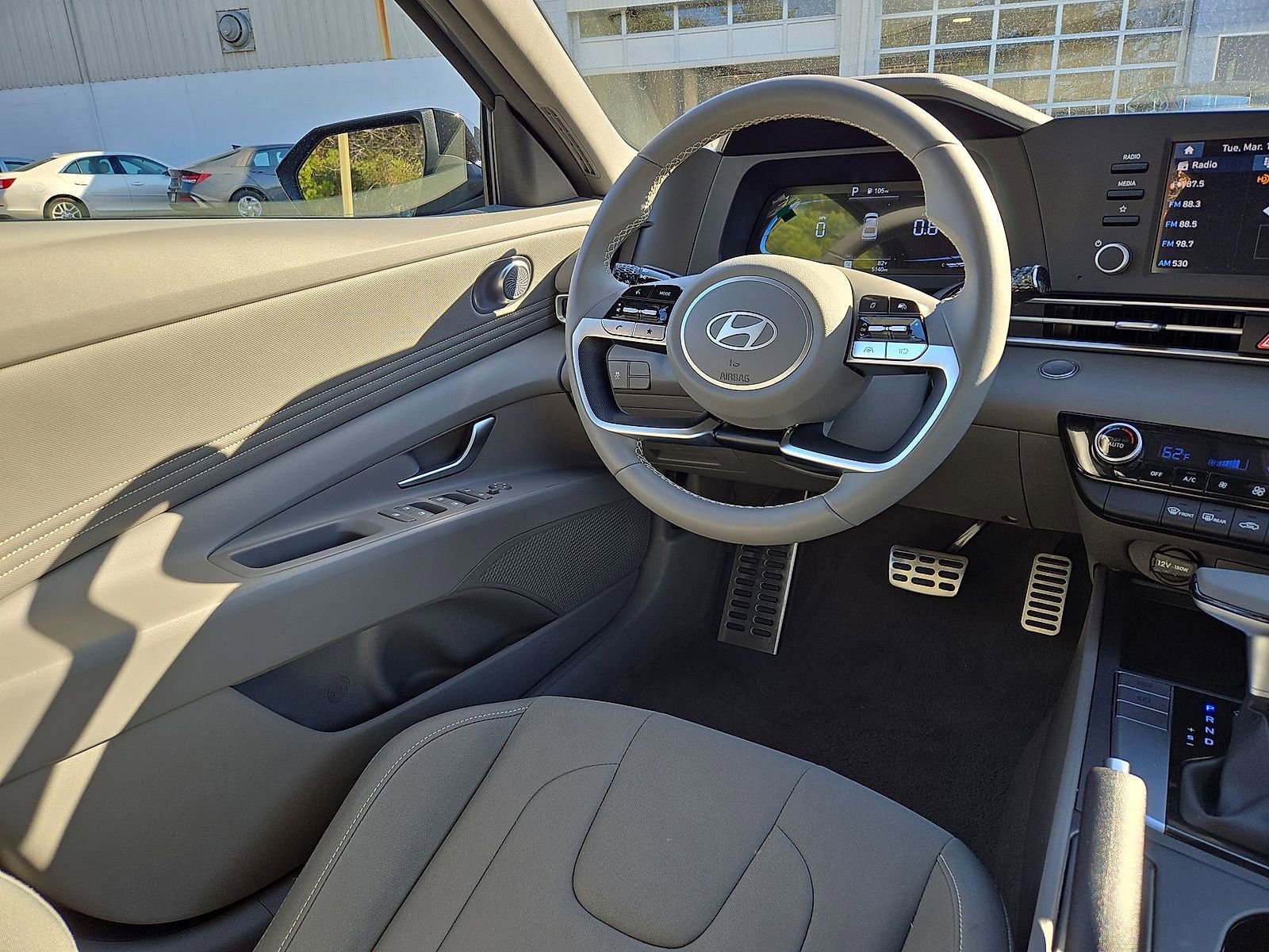 Certified 2025 Hyundai Elantra Sport image 15